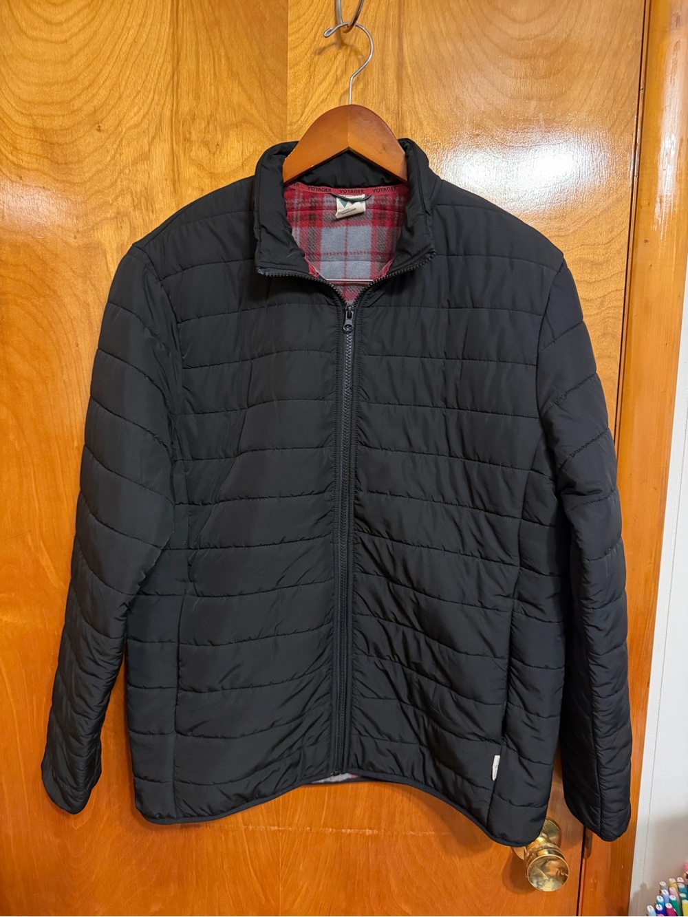 Men's Black Quilted Zip-Up Puffer Jacket